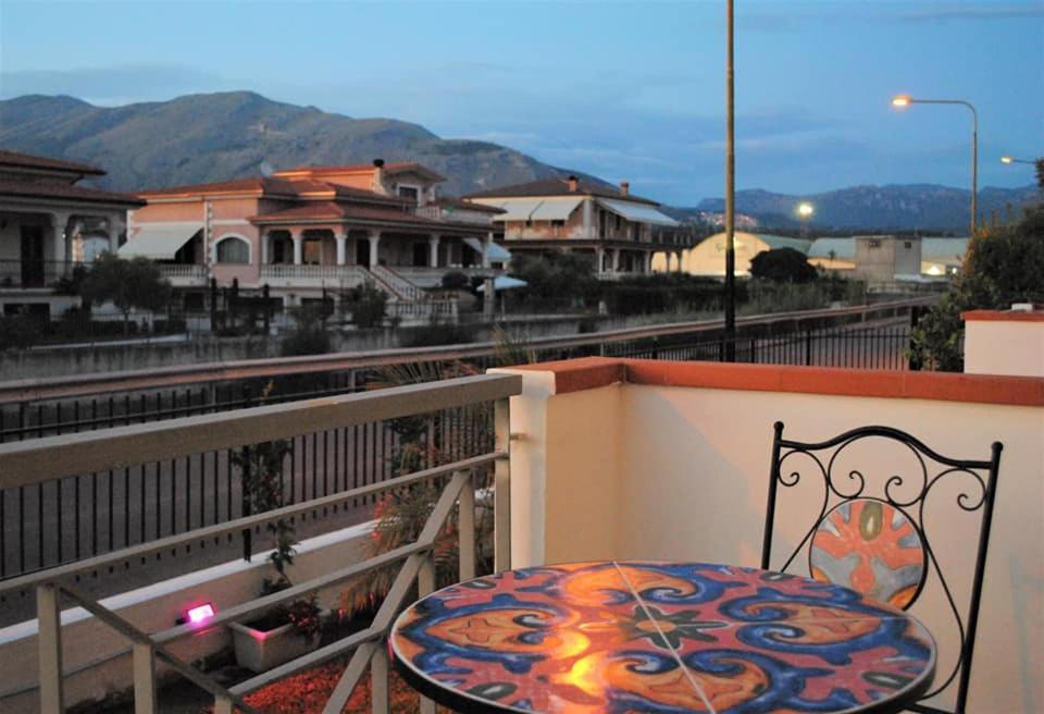 Bed & Breakfast Domus Pepe Scalea Bagian luar foto